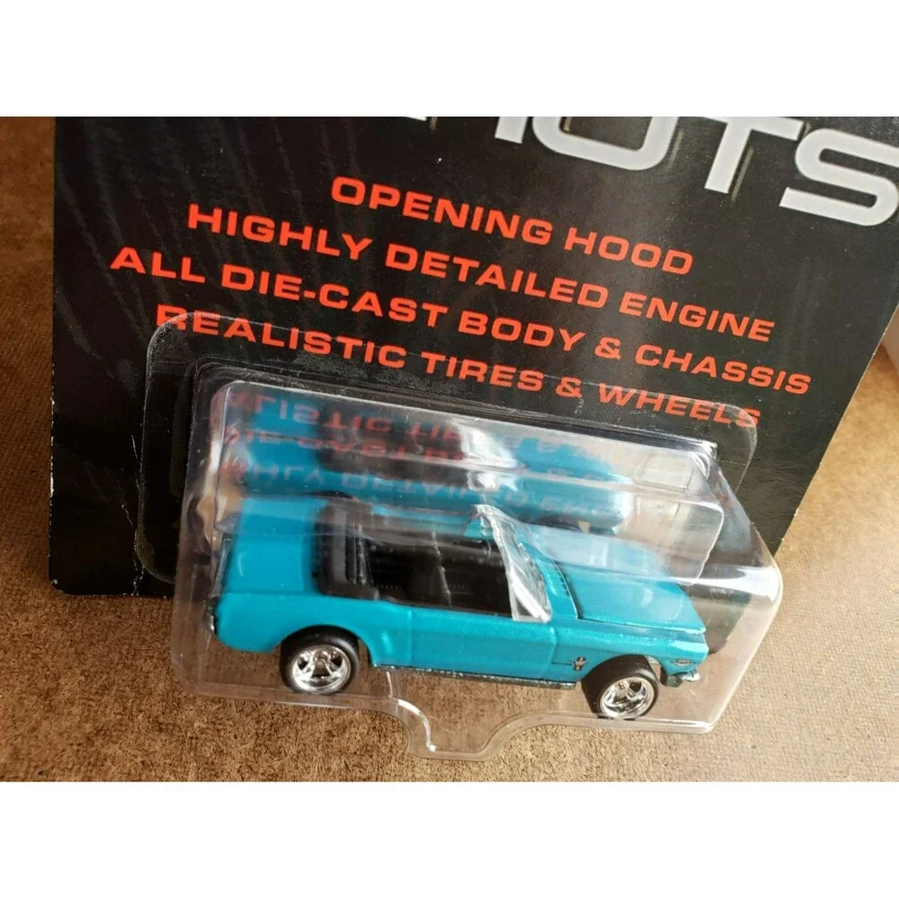 2006 Hot Wheels '65 MUSTANG FORD Teal ULTRA HOTS SERIES REAL RIDERS! 1:64 J2831